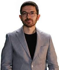 Doç. Dr . Ayhan Öz